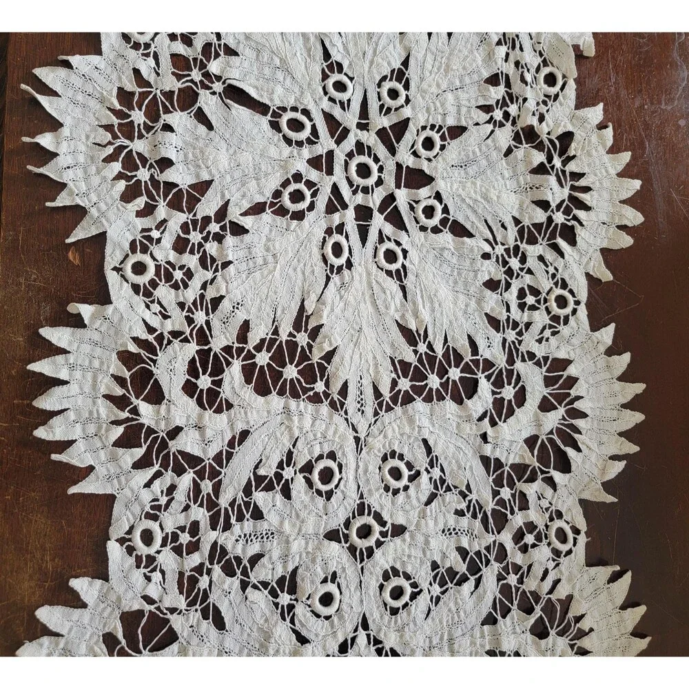 Vintage Handmade Cotton Needle Lace Table Runner